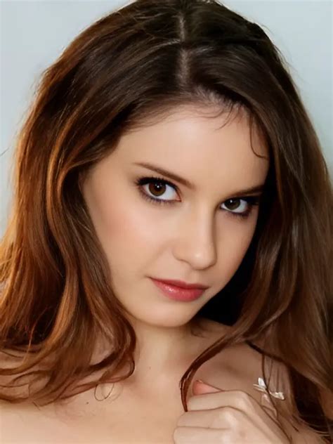 Mila Azul (Model) Wiki, Age, Biography, Net Worth, Family & More